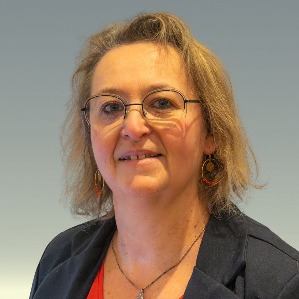 Christine DUMONT-THIOLLIÈRE